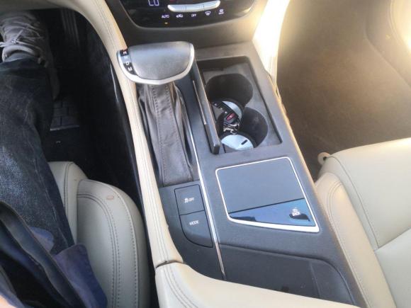 [南通·苏F] 二手凯迪拉克凯迪拉克CT62017款 28T 时尚型