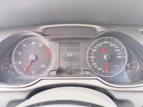 [芜湖·苏A] 二手奥迪奥迪A4L2015款 35 TFSI 自动标准型