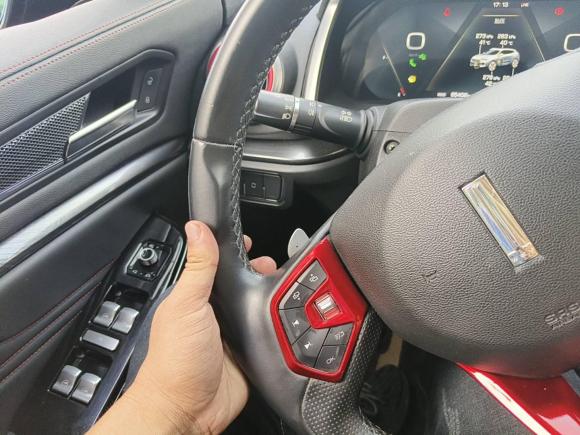 [杭州·赣E] 二手魏牌魏牌 VV52017款 2.0T 旗舰型