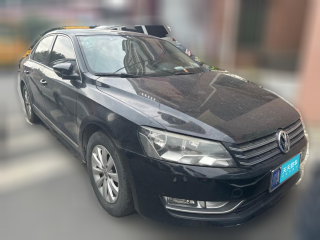 大众帕萨特2014款 1.8TSI 自动尊荣版