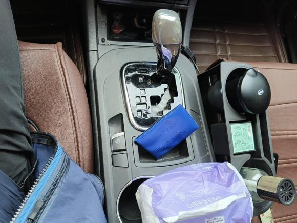 [上海·苏K] 二手比亚迪比亚迪S72016款 2.0T 自动尊贵型Plus