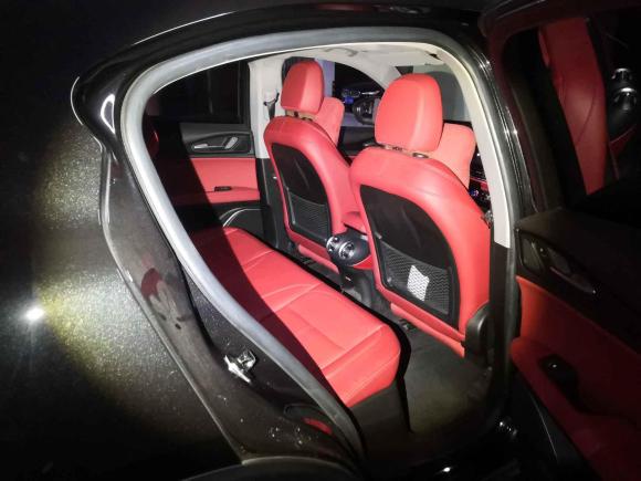 [宁波·浙B] 二手阿尔法·罗密欧Stelvio斯坦维2017款 2.0T 200HP 豪华版