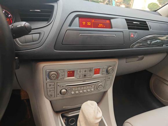 [广州·粤A] 二手雪铁龙雪铁龙C52012款 2.3L 自动尊贵型