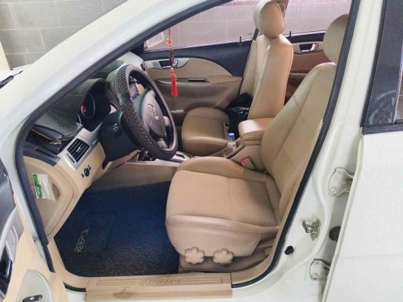 [苏州·苏E] 二手别克凯越2013款 1.5L 自动经典型