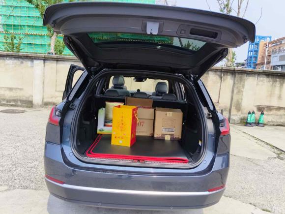 [上海·沪A] 二手蔚来蔚来ES82020款 580KM 签名版 七座版