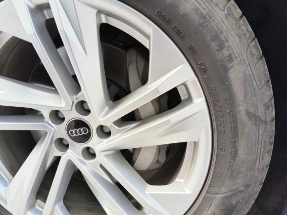 [上海·沪B] 二手奥迪奥迪Q72023款 45 TFSI quattro S line运动型