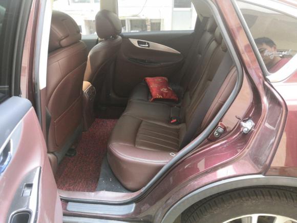 [无锡·苏B] 二手英菲尼迪英菲尼迪QX502015款 2.5L 豪华版