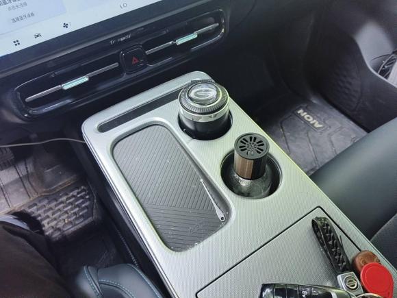 [上海·沪A] 二手埃安AION Y2022款 Plus 70 智领版