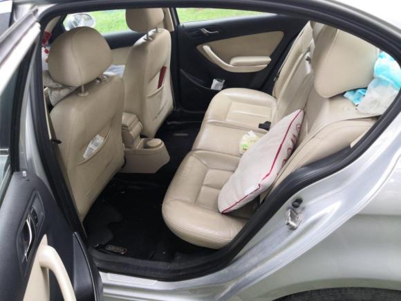 [上海·沪C] 二手大众朗逸2011款 1.6L 手动品雅版