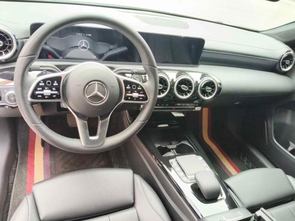 [西安·陕A] 二手奔驰奔驰A级2021款 A 200 L 运动轿车动感型