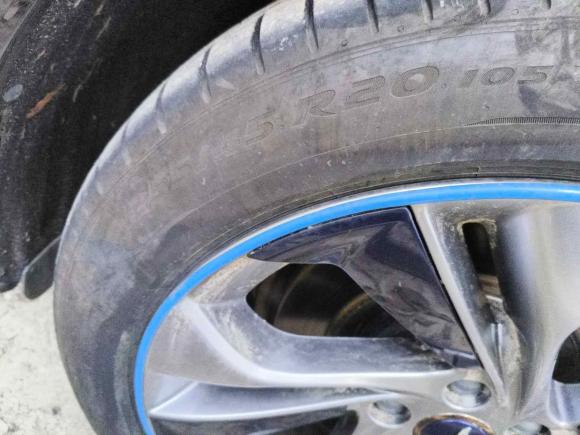 [上海·沪A] 二手岚图汽车岚图FREE2021款 四驱增程首发纪念版专属豪华套装