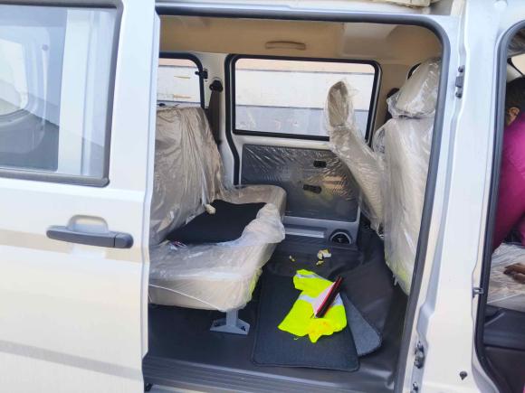 [苏州·苏U] 二手五菱汽车五菱荣光S2023款 1.5L 基本型 5/7座