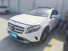 [上海·沪A] 奔驰奔驰GLA2016款 GLA 200 时尚型