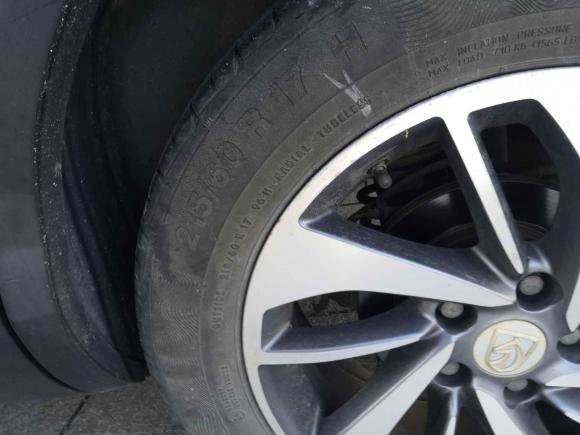 [常州·苏D] 二手宝骏宝骏5602015款 1.8L 手动豪华型