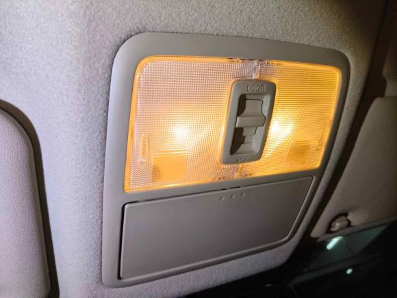 [深圳·粤B] 二手丰田RAV4荣放2011款 2.0L 自动经典版