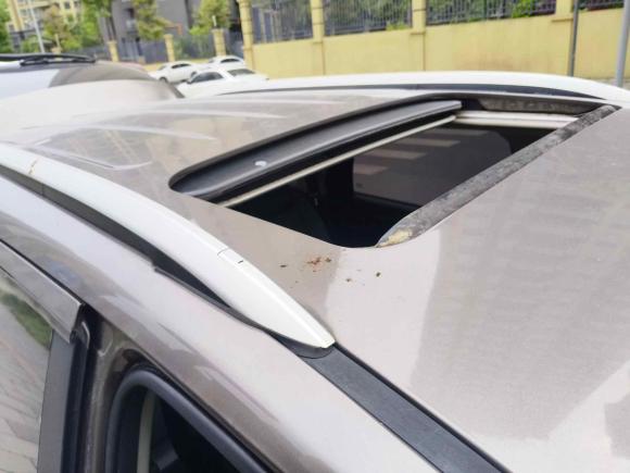 [成都·川F] 二手江铃驭胜S3502014款 2.4T 自动两驱柴油豪华天窗版5座