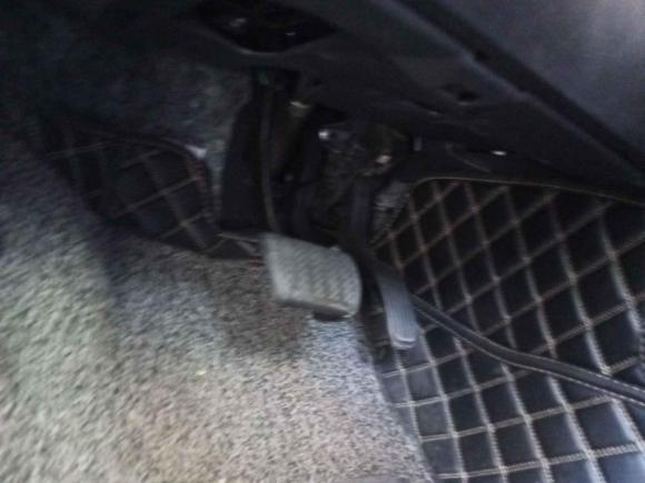 [台州·浙J] 二手丰田雷凌2021款 双擎 1.8H E-CVT进取版