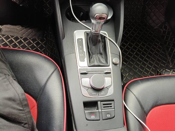 [苏州·苏U] 二手奥迪奥迪A32020款 改款 Sportback 35 TFSI 进取型 国VI