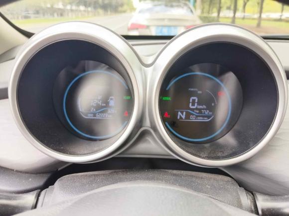 [南通·苏F] 二手欧拉欧拉黑猫2021款 405km 长续航型