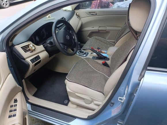 [上海·苏K] 二手铃木凯泽西2011款 2.4L 两驱CVT标准版