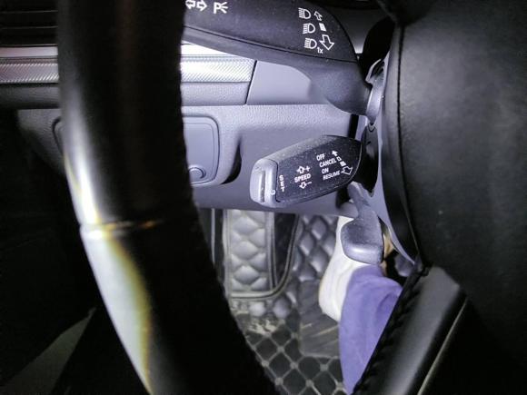 [南京·苏A] 二手奥迪奥迪A6L2018款 30周年年型 35 TFSI 时尚型