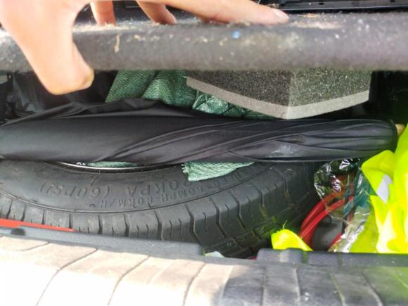 [台州·浙J] 二手吉利汽车远景X62016款 1.8L 手动尊贵型