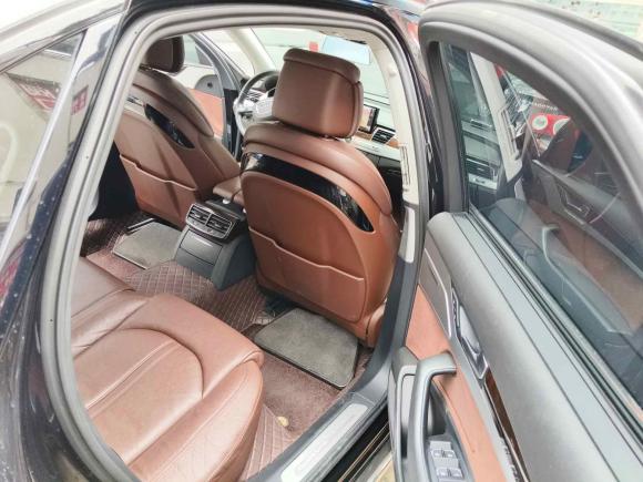 [成都·川A] 二手奥迪奥迪A82014款 A8L 45 TFSI quattro舒适型