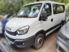 [深圳·粤B] 依维柯依维柯欧胜2021款 2.0T 手动超瑞短轴低顶手动门F1A