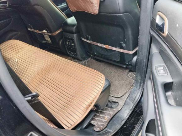 [济南·鲁A] 二手Jeep大切诺基2016款 3.0L 舒享导航版