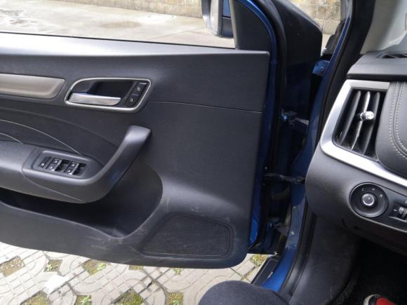 [成都·川A] 二手荣威荣威i62017款 20T 手动豪华版