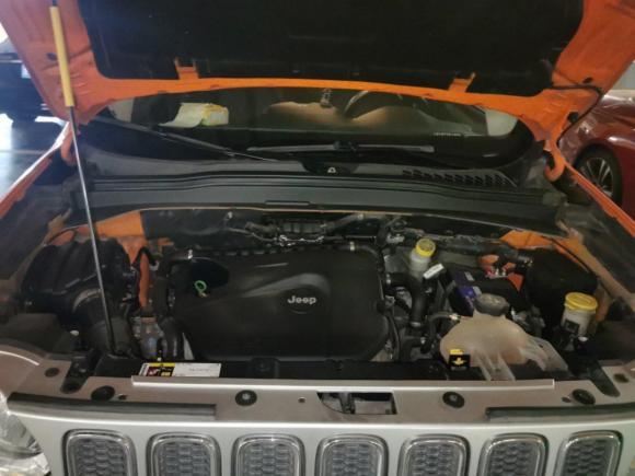 [温州·浙C] 二手Jeep自由侠2017款 180T 自动智能版