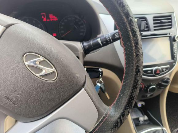 [义乌·鄂D] 二手现代瑞纳2010款 三厢 1.4L 手动舒适型GS