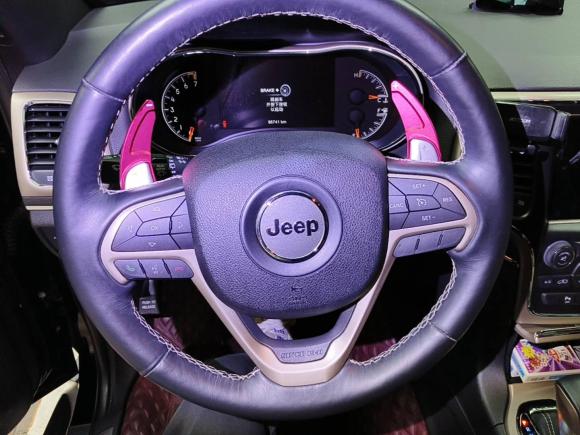 [深圳·粤B] 二手Jeep大切诺基2017款 3.0L 精英导航版