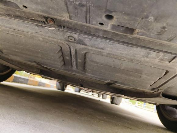 [深圳·粤B] 二手大众辉腾2011款 3.6L V6 4座加长Individual版