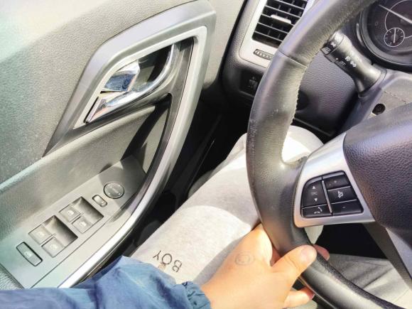 [杭州·浙A] 二手江铃驭胜S3502013款 2.4T 自动两驱柴油豪华版5座