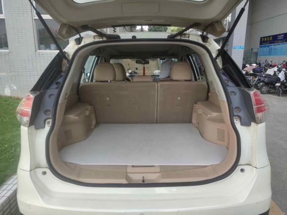 [深圳·粤B] 二手日产奇骏2014款 2.0L CVT舒适版 2WD