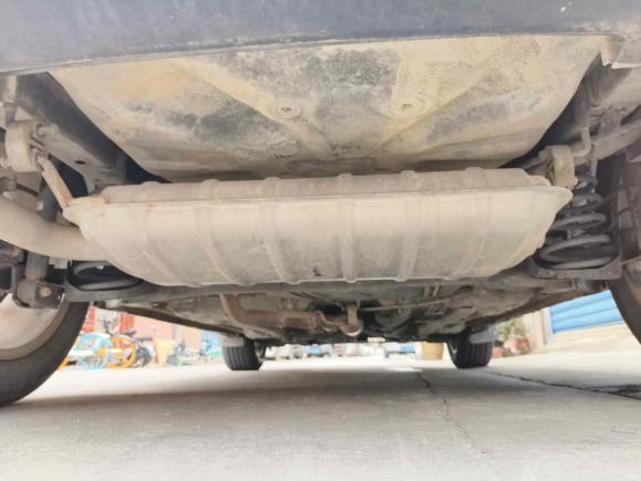 [佛山·粤H] 二手中华中华V32015款 1.5L 手动舒适型