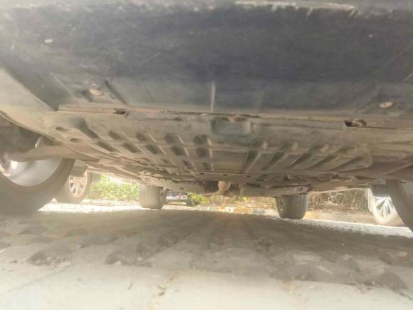 [深圳·粤B] 二手路虎揽胜极光2015款 2.0T 5门耀动版