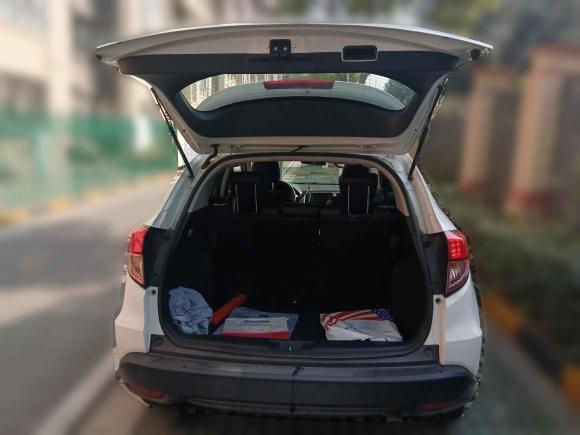 [南京·苏A] 二手本田缤智2015款 1.8L CVT两驱精英型