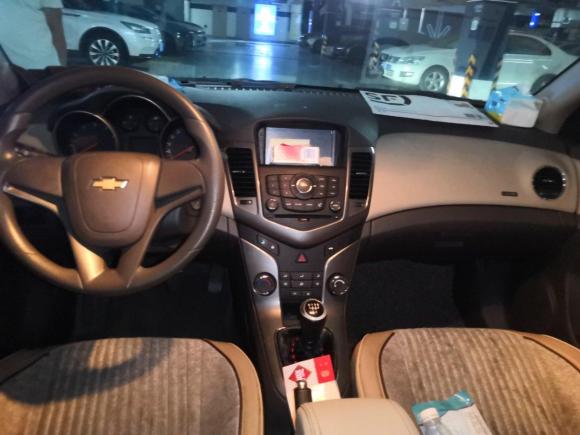 [上海·苏F] 二手雪佛兰科鲁兹2015款 1.5L 经典 SE MT