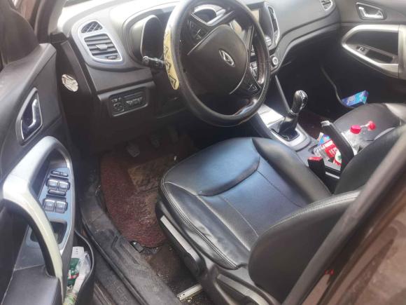 [义乌·浙G] 二手奇瑞瑞虎52015款 2.0L 手动家悦版