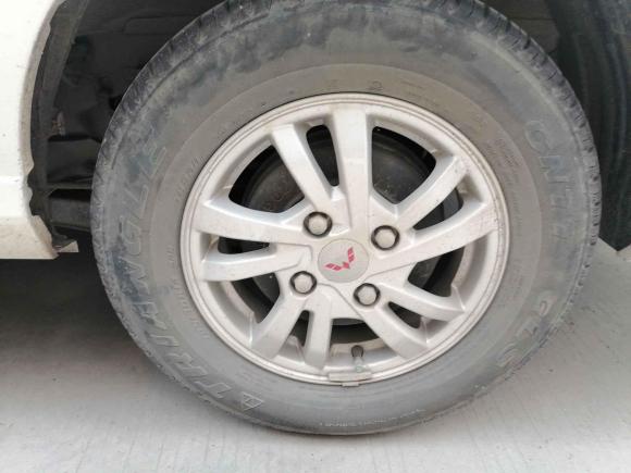 [佛山·粤E] 二手五菱汽车五菱宏光2019款 1.5L S标准型国VI LAR