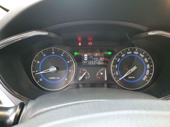 [西安·陕U] 二手长安悦翔V72015款 1.6L 手动乐享型 国IV