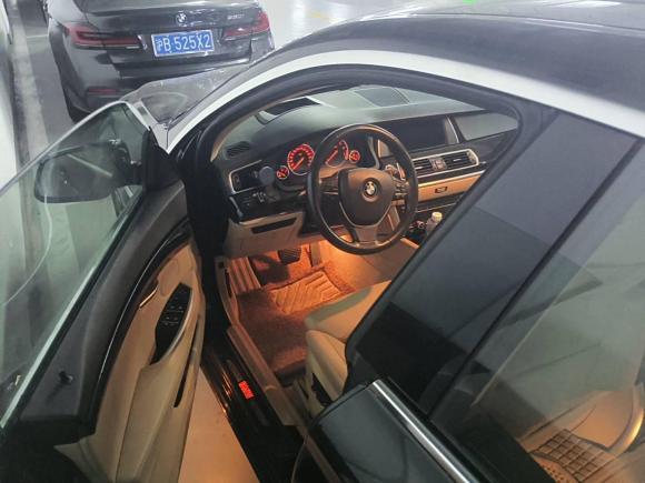 [上海·沪M] 二手宝马宝马5系GT2010款 535i 豪华型