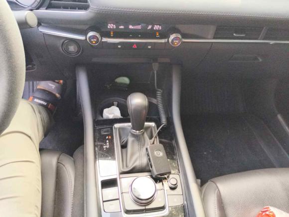 [广州·粤U] 二手马自达马自达3 昂克赛拉2021款 2.0L 自动质睿版