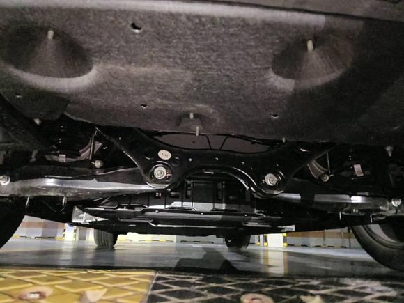 [成都·川A] 二手红旗红旗E-QM52023款 改款 基础出行版