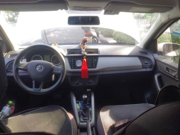 [济南·鲁A] 二手斯柯达晶锐2016款 1.4L 自动车享版