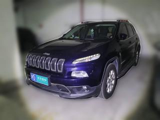 Jeep自由光2016款 2.4L 专业智能版