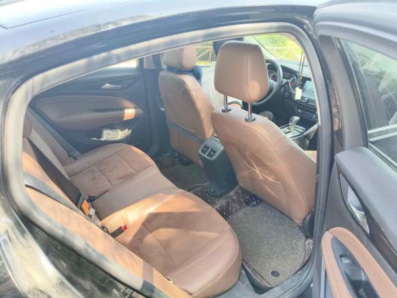 [济南·苏U] 二手别克君威2019款 20T 精英型 国VI