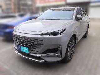 长安长安uni-k2021款 2.0t 尊贵型